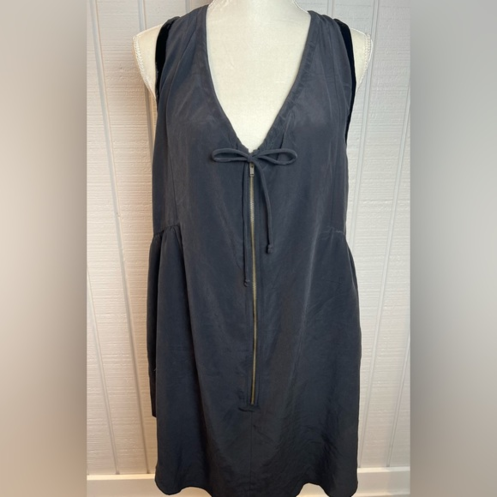 WILFRED 100% SILK Black V Neck Sleeveless Dress  Size XXS‎  ARITZIA